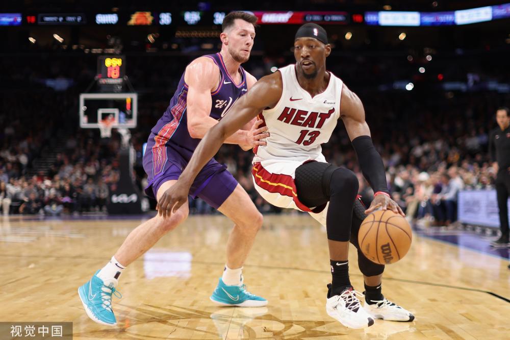 在这个比赛 在这个比赛