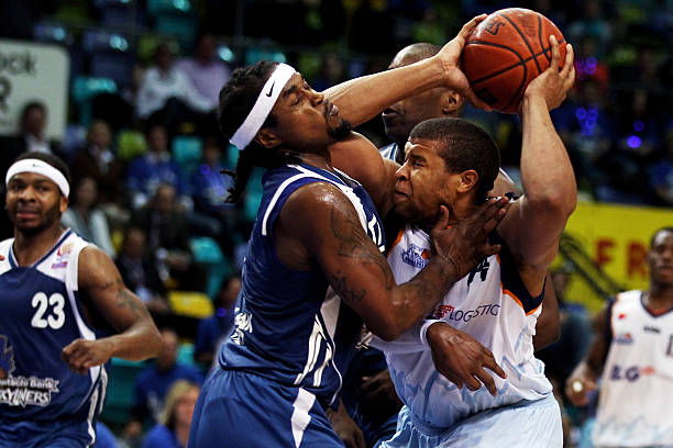 而且智能驾 而且智能驾